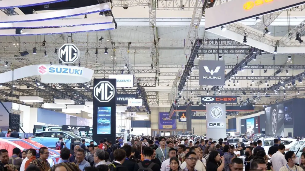 IMS 2026 dipenuhi brand motor baru, diskon besar, hingga Yamaha TMax dan QJ Motor yang jadi pusat perhatian pengunjung.