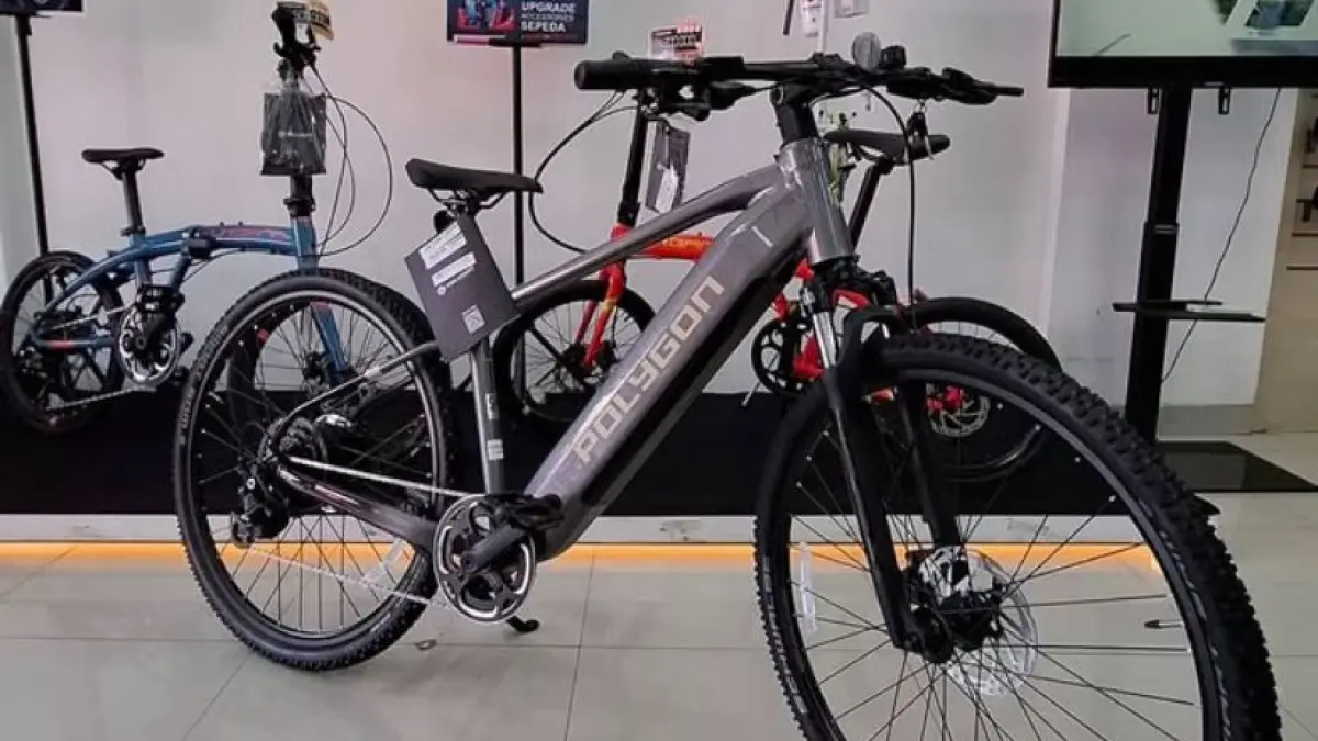 Intip spesifikasi gahar Polygon Kalosi Miles 2026. Sepeda listrik urban 9-speed Shimano Cues dengan jarak tempuh baterai hingga 100 Km! (Screenshot Instagram)