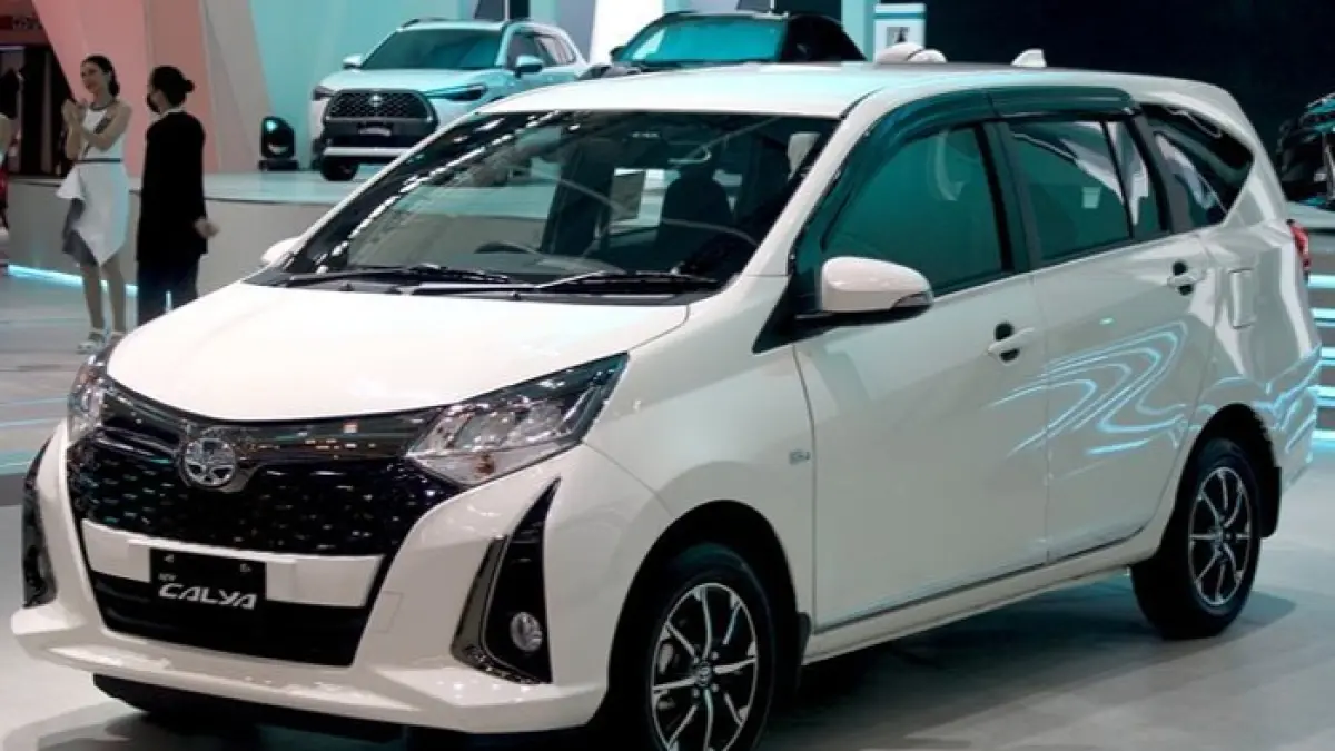 Toyota Calya 2026 ternyata belum berubah. Banyak yang kira sudah keyless, ternyata masih pakai kunci colok. (Pinterest)