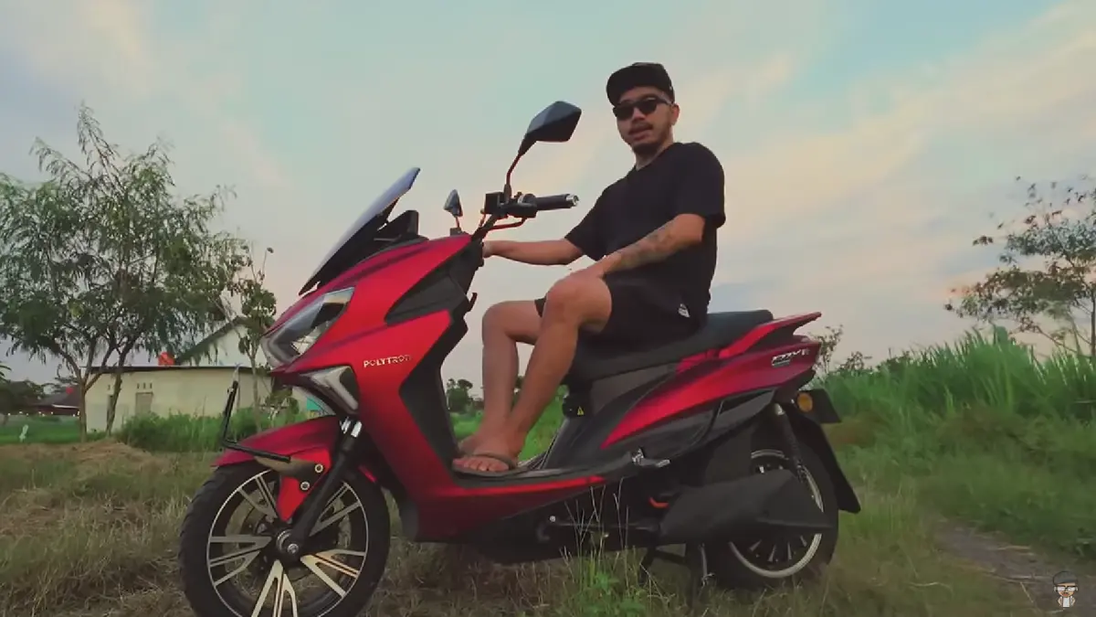 Mudik Jakarta-Jogja naik motor listrik Polytron Fox-R sukses ditempuh, total biaya charging cuma Rp57 ribuan.
(screenshot youtube)
