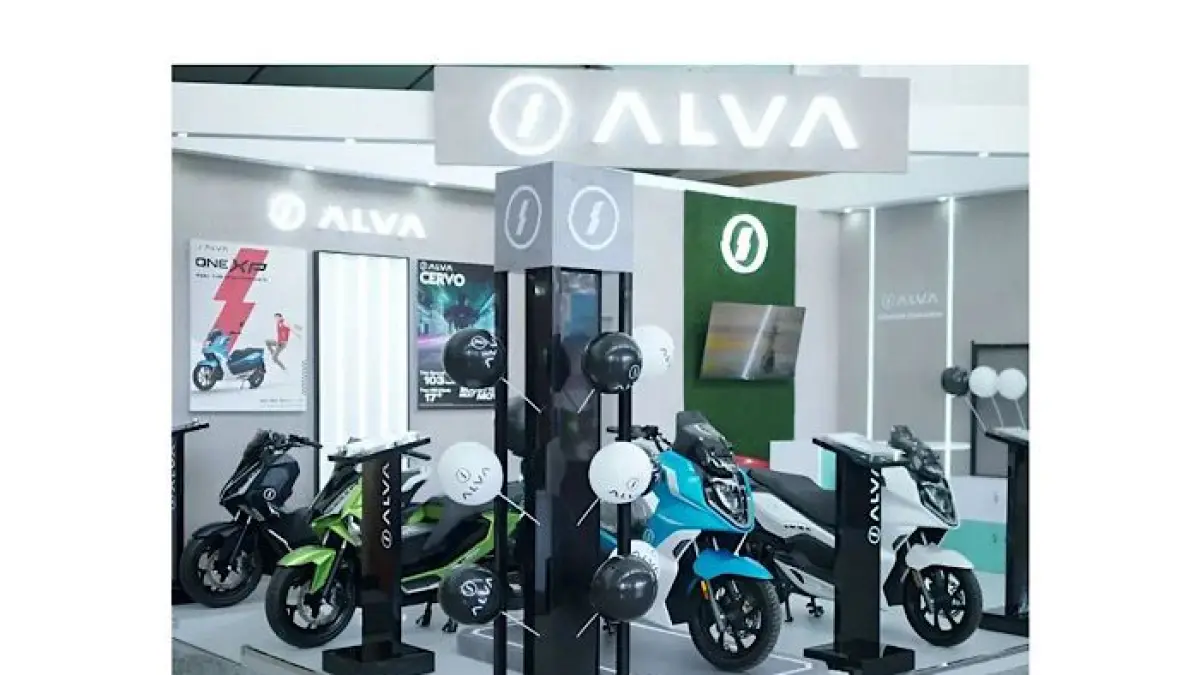 Polytron Fox 350 diuji touring Surabaya-Kediri. Motor listrik ini hanya perlu dua kali cas dengan sisa baterai 15 persen saat tiba.(pinterest)