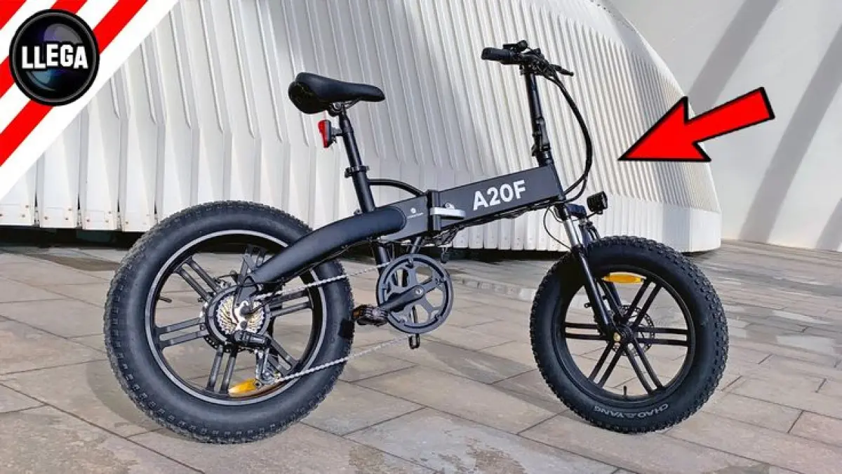 Sepeda listrik lipat ADO A20 hadir dengan motor 350 watt, top speed 40 km/jam, dan jarak tempuh hingga 100 kilometer.