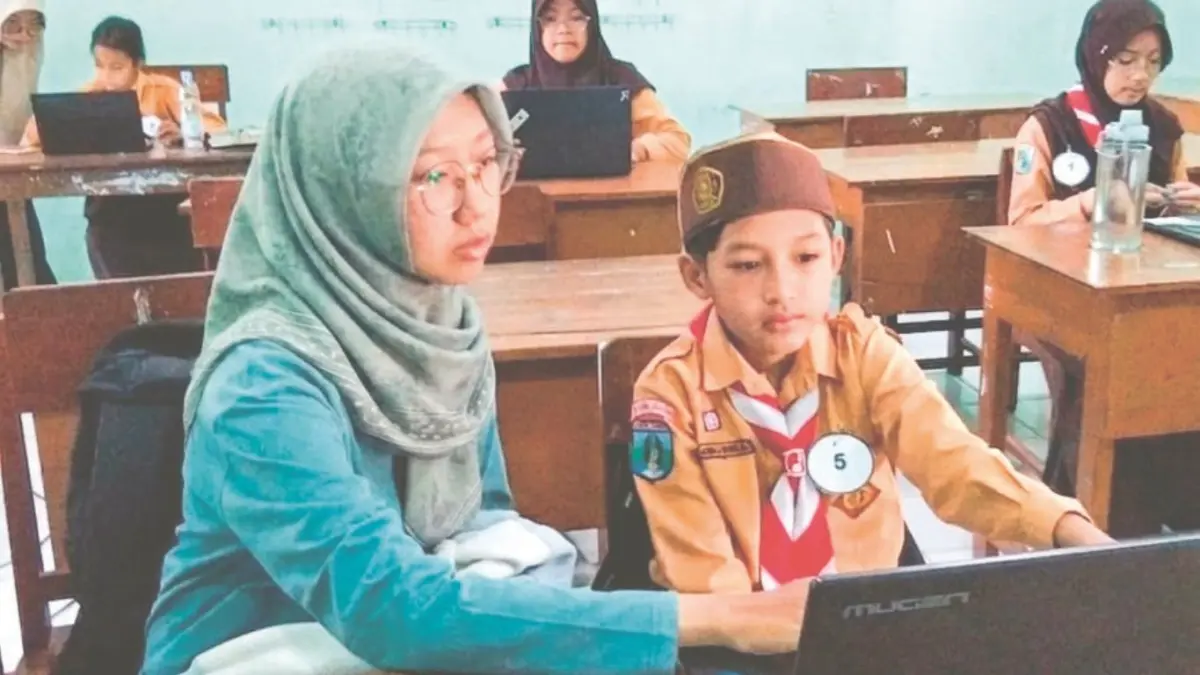 Tasya getol mengkampanyekan budaya menulis di kalangan anak kecil.