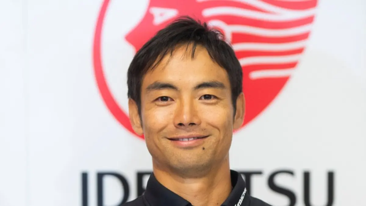 Hiroshi Aoyama terpukau aksi Veda Ega Pratama di Moto3 Jerez 2026 usai rider Indonesia finis keenam dari start posisi 17.(Gemini AI)