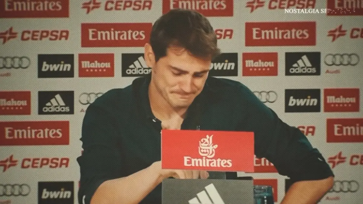 Iker Casillas pernah jadi simbol kejayaan Real Madrid, namun ekspektasi tinggi justru mengubah akhir karier sang legenda. (screenshot youtube)