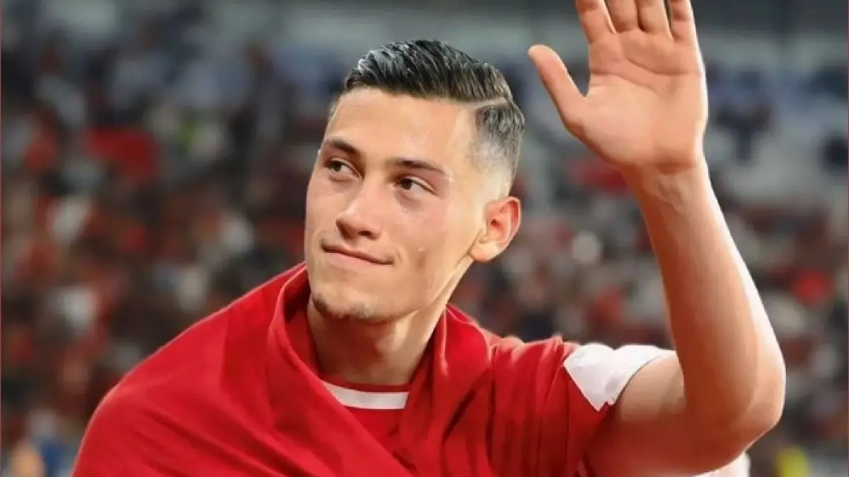 Jay Idzes berpeluang dijual ke klub besar setelah tampil impresif bersama Sassuolo. CEO klub memberi sinyal kuat jelang bursa transfer.