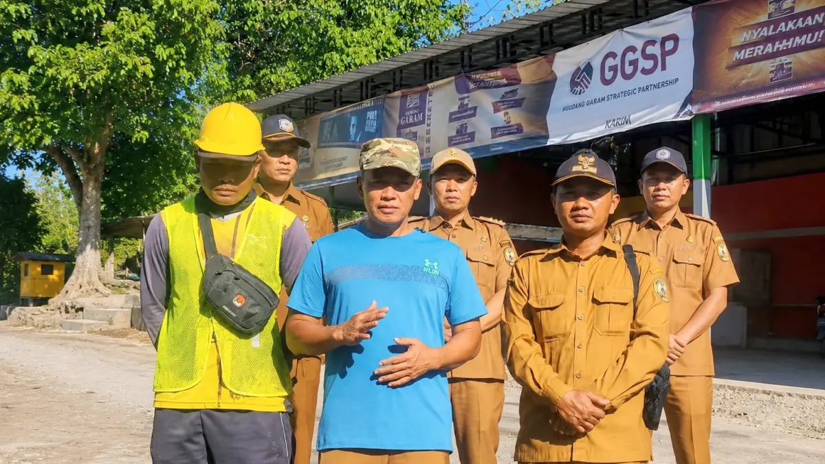 Monitoring dan sidak progres pembangunan jalan poros penghubung Tanggunggunung menuju JLS.