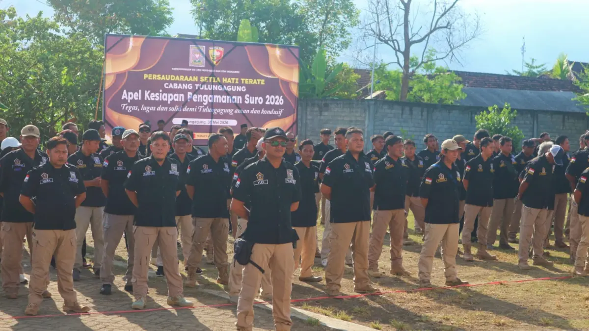 Kegiatan apel bersama PAMTER PSHT Tulungagung.(POTONERIN/RADAR TULUNGAGUNG)