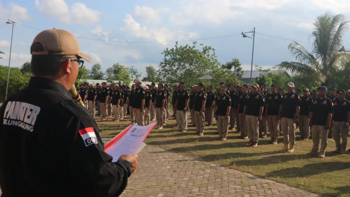 Kegiatan apel bersama PAMTER PSHT Tulungagung.(POTONERIN/RADAR TULUNGAGUNG)