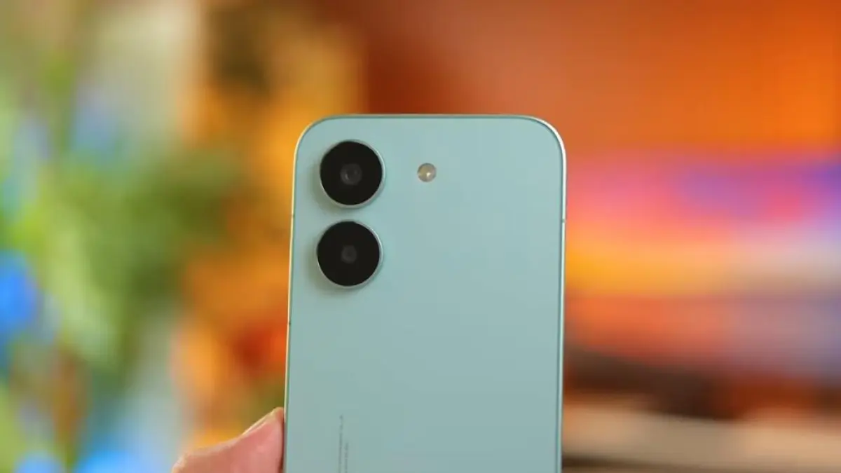 HP terbaru resmi di Indonesia 2026 hadir dari Vivo, Samsung, Poco, Infinix, hingga Tecno dengan spesifikasi dan fitur unggulan.(screenshot youtube)