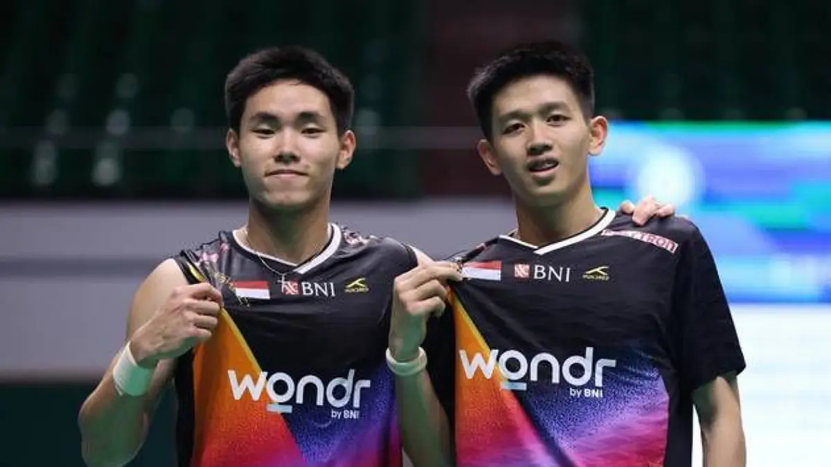 Raymond Indra dan Nikolaus Joakin lolos final Indonesia Open 2026. Target baru dipasang setelah resmi menembus top 10 dunia.(Pinterest)