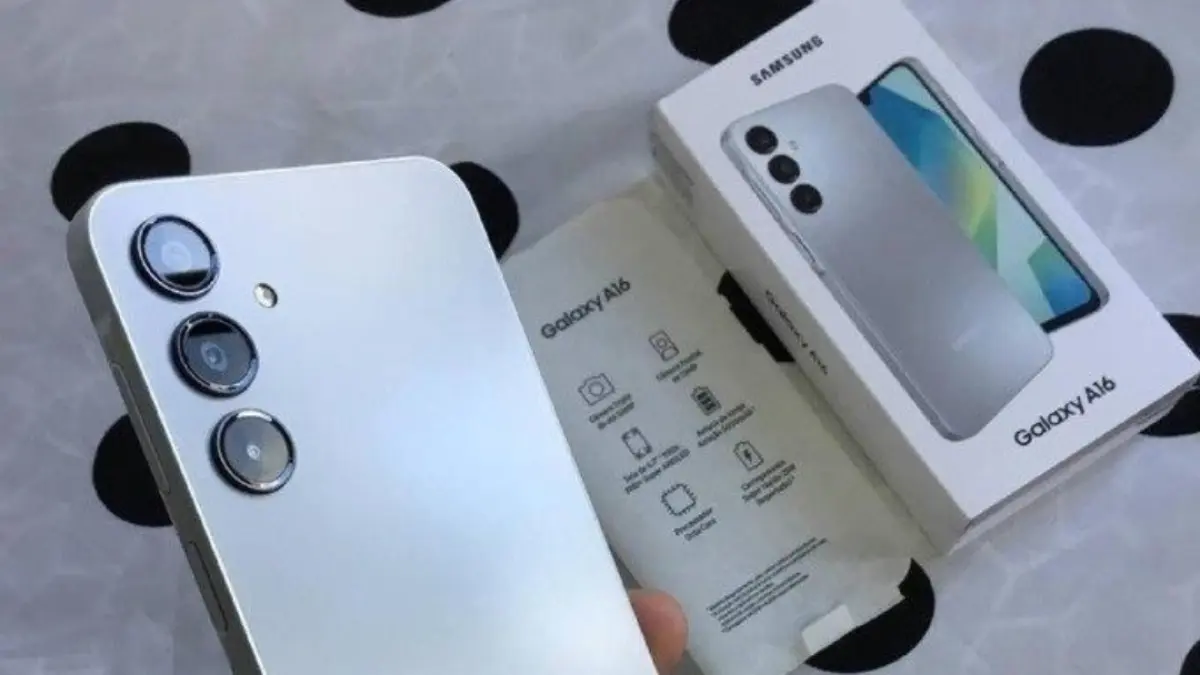 Samsung Galaxy A16 4G bekas dijual Rp2 jutaan, masih mulus, layar Super AMOLED 6,7 inci dan chipset Helio G99.
(Twitter)