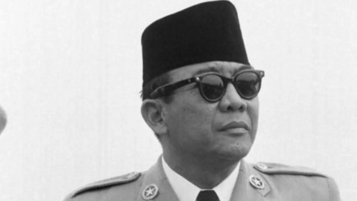 Biografi Bung Karno dari masa kecil, pendidikan, perjuangan kemerdekaan hingga menjadi Proklamator Indonesia dan Presiden pertama RI.(gemini AI)