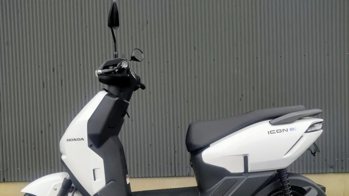 Honda Icon e hadir sebagai motor listrik termurah Honda Rp28 juta dengan bagasi 26 liter, fitur modern, dan jarak tempuh 53 km 
Twitter)