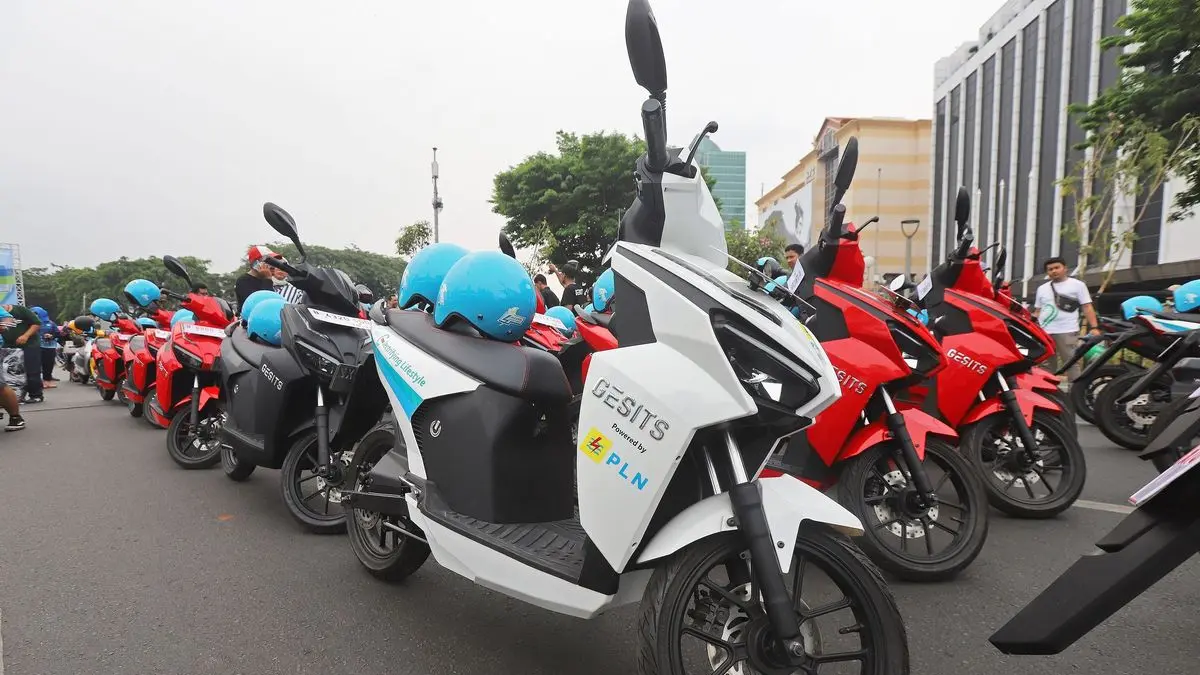 Daftar rekomendasi motor listrik terbaik 2026 yang lagi viral! Cek spek Polytron, Alva, Uwinfly, & Sunra dengan fitur canggih mulai 15 jutaan.(Pinterest)