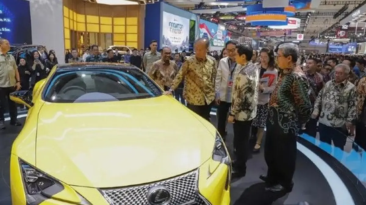 Indomobil Expo 2026 hadirkan mobil listrik futuristik mulai Changan Lumin, VW ID. Buzz hingga GAC Hyptec HT yang mewah.(Gemini AI)
