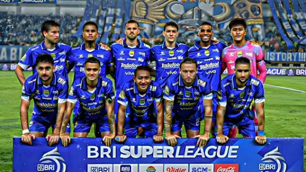 Persib Bandung dirumorkan mengincar Anthony Martial, Jesé Rodriguez, Thomaso Cassandro dan Ole Romeny untuk musim 2026/2027.(Pinterest)