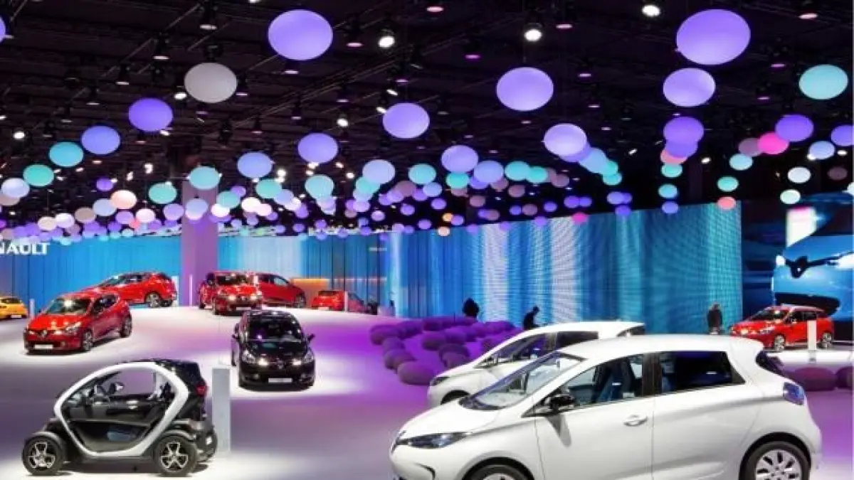Simak keseruan IIMS 2026 di JIExpo Kemayoran! Temukan mobil baru, test drive, hingga konser musik spektakuler. Cek info lengkap tiket di sini.(Pinterest)