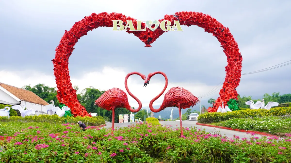 Batu Love Garden 2026 hadir dengan Waterplay baru, parade bunga meriah, wisata edukasi dan UMKM Market gratis masuk (Pinterest).