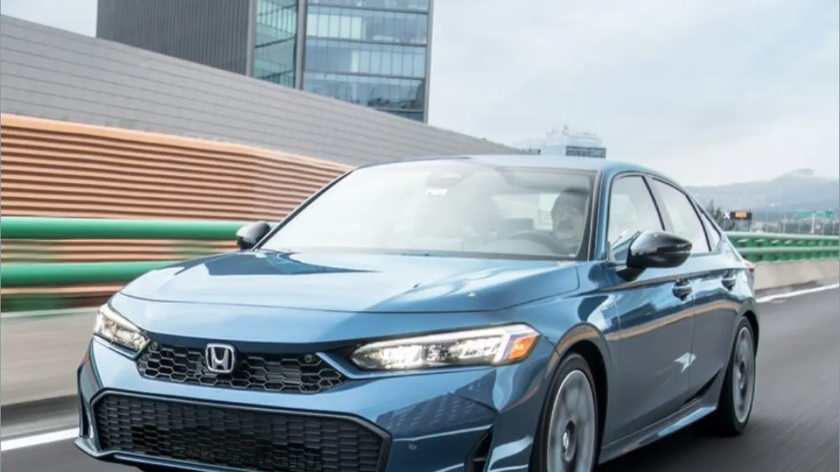 Mobil hybrid terbaik, Toyota Yaris Cross, Honda CRV eHEV, Mitsubishi Xpander Hybrid, Rekomendasi mobil irit