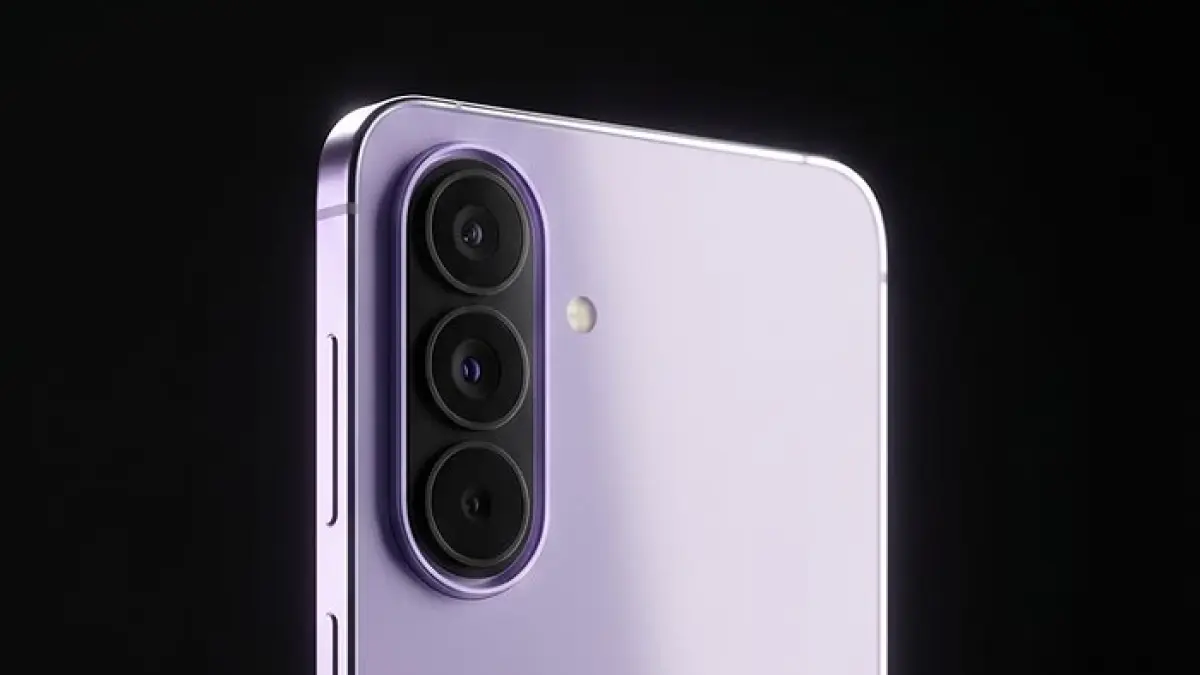 Samsung Galaxy A57 hadir dengan desain lebih tipis, ringan, dan One UI 8.5. Simak kelebihan serta perbedaannya dari A56.(Gemini AI)