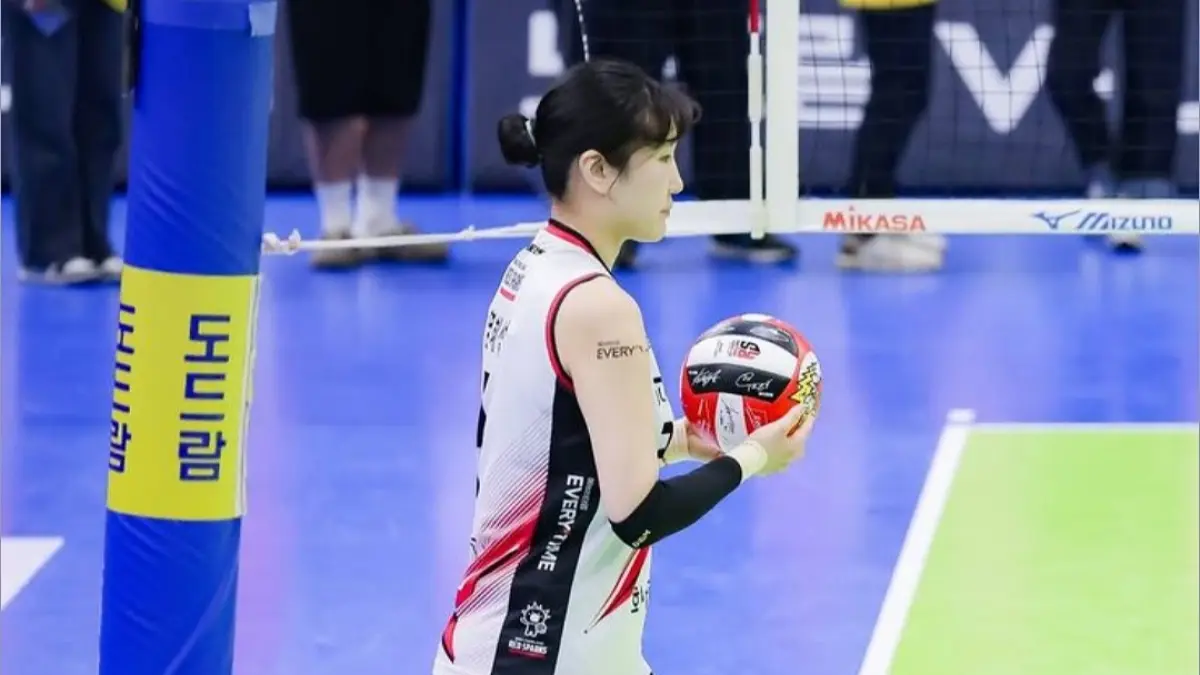 Jakarta Pertamina Enduro datangkan Yum Hye-seon dengan kontrak fantastis Rp6 miliar. Siap reuni dengan Megawati Hangestri untuk pertahankan gelar juara Proliga 2026!