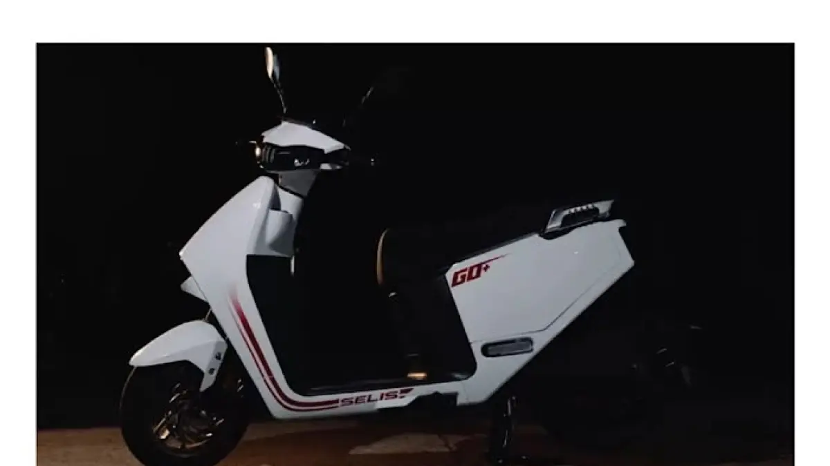 Motor listrik bagus dan awet terbaru 2026 hadir dengan jarak tempuh hingga 140 km dan harga mulai Rp14 jutaan.(pinterest)