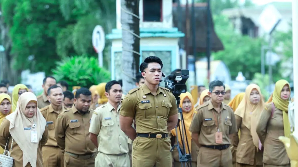Kenaikan gaji ASN 2026 masih menunggu keputusan pemerintah. TASPEN menegaskan belum ada kenaikan pensiun maupun rapelan resmi. (Pinterest)