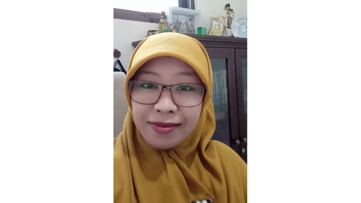 Lely Ratwianingsih S.E., M.Sc. (Fakultas Ekonomi dan Bisnis PSP-KUMKM LPPM UNS)
