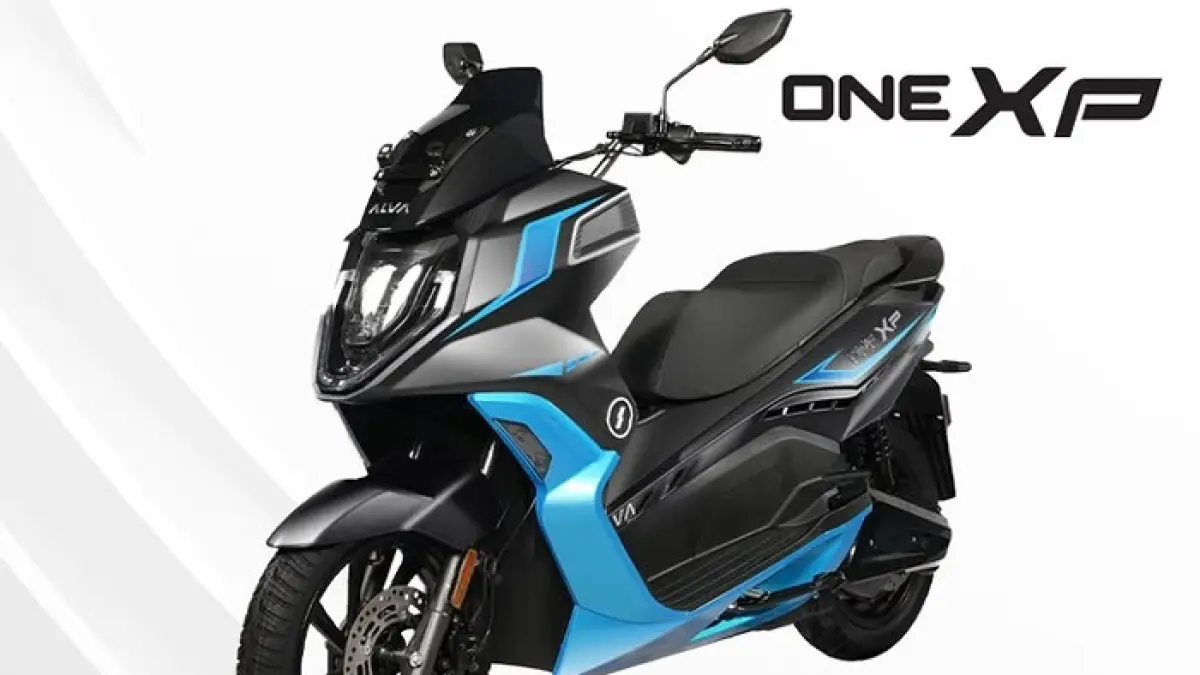 Alva One XP hadir dengan speedometer TFT adaptif, hub drive baru, dan harga setelah subsidi hanya Rp31,5 juta.(Gemini AI)