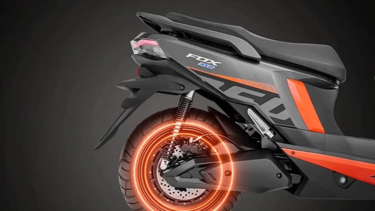 Polytron Fox 350 diuji sejauh 350 km selama seminggu. Terungkap kelebihan, kekurangan, serta biaya listrik hanya Rp6.400 per cas.(Gemini AI)