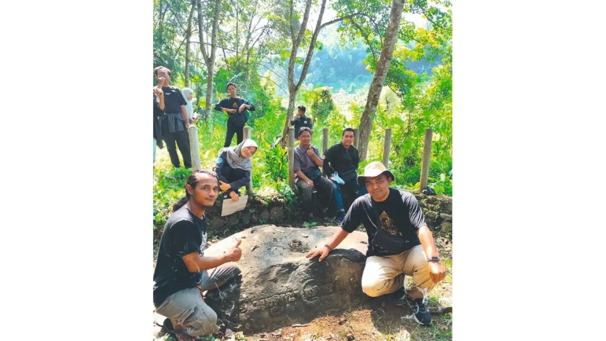 Sugeng Riadi (kiri depan) saat mengikuti kegiatan bersama komunitas Asta Gayatri.