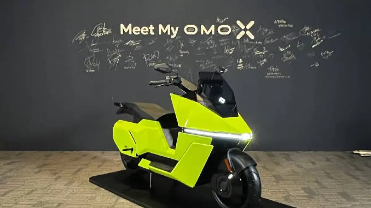 Cek review Indomobil Omo X, motor listrik futuristik dengan jarak tempuh hingga 210 KM dan suspensi wishbone ala superbike yang super stabil.