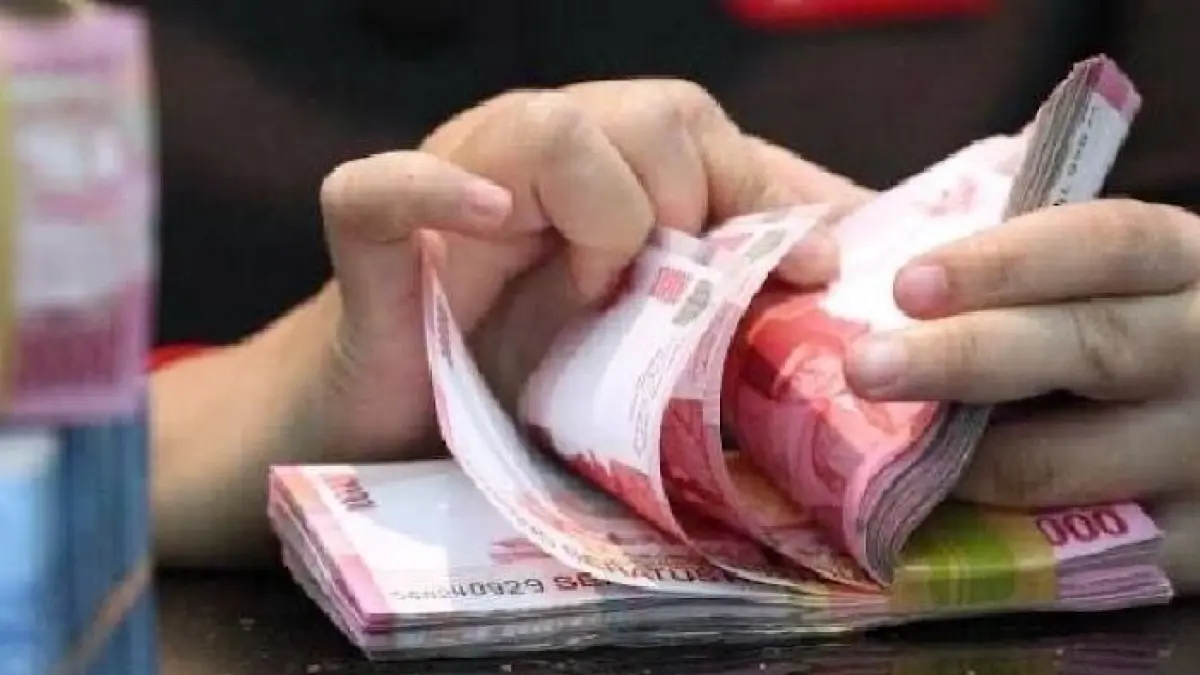 DPR usul TPG THR 100 persen ditransfer langsung ke guru. Simak juga perkembangan terbaru pencairan TPG Juni 2026.(pinterest)
