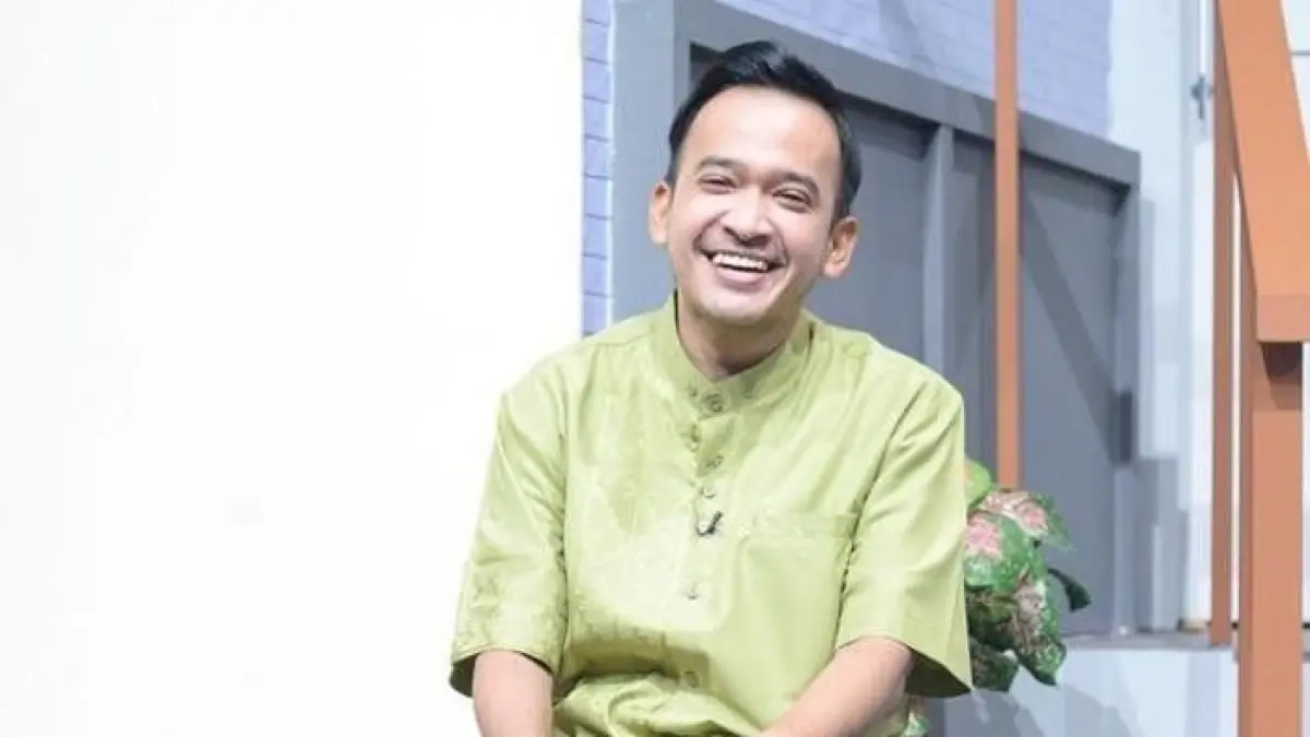 Ruben Onsu akhirnya bertemu anak-anak di bandara sebelum umrah. Kehadiran Sarwendah dan langkah ke KPAI jadi sorotan. (Pinterest) 