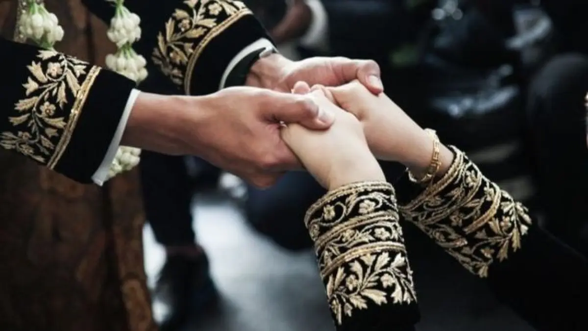 Hari baik hajatan Juni 2026 menurut Primbon Jawa lengkap dengan tanggal terbaik untuk pernikahan, sunatan, dan acara keluarga (Pinterest).