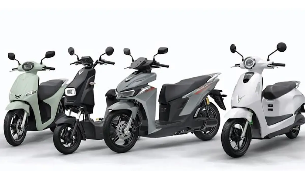 Tirano motor listrik adventure resmi meluncur dengan harga Rp25,9 juta. Fitur lengkap, TFT touchscreen, cruise control hingga TCS jadi daya tarik.(pinterest)