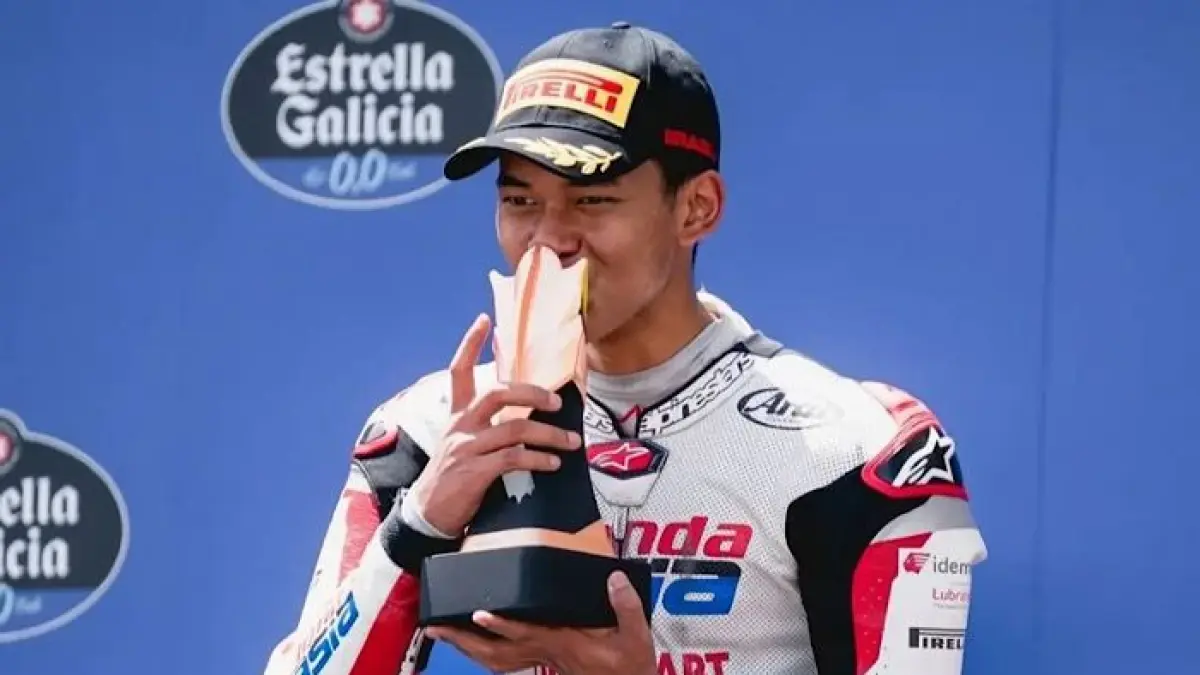 Veda Ega Pratama disambut meriah di Belanda jelang Moto3 GP Belanda 2026. Ribuan fans Indonesia padati Assen, popularitasnya terus melejit.(pinterest)