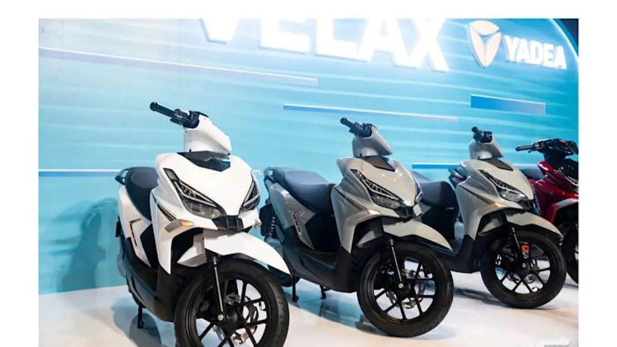 Yadea Velax resmi meluncur di IIMS 2025 dengan harga mulai Rp19 jutaan. Simak spesifikasi, fitur, dan perbedaan tiga variannya.(pinterest)