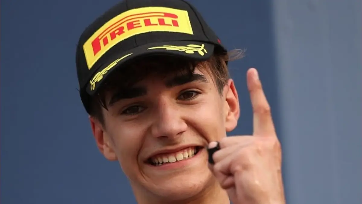 Feda Ega Pratama Red Bull Elite jadi sorotan dunia Moto3. Simak alasan Red Bull menaikkan statusnya di sini.