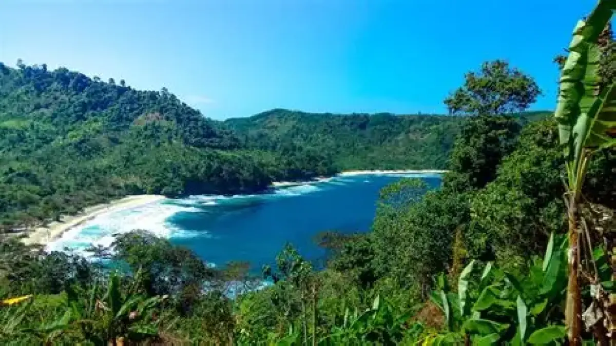 Asal usul Tulungagung bermula dari kisah Jaka Baru mengeringkan rawa Ngerowo hingga lahir nama Tulungagung yang melegenda (Pinterest).