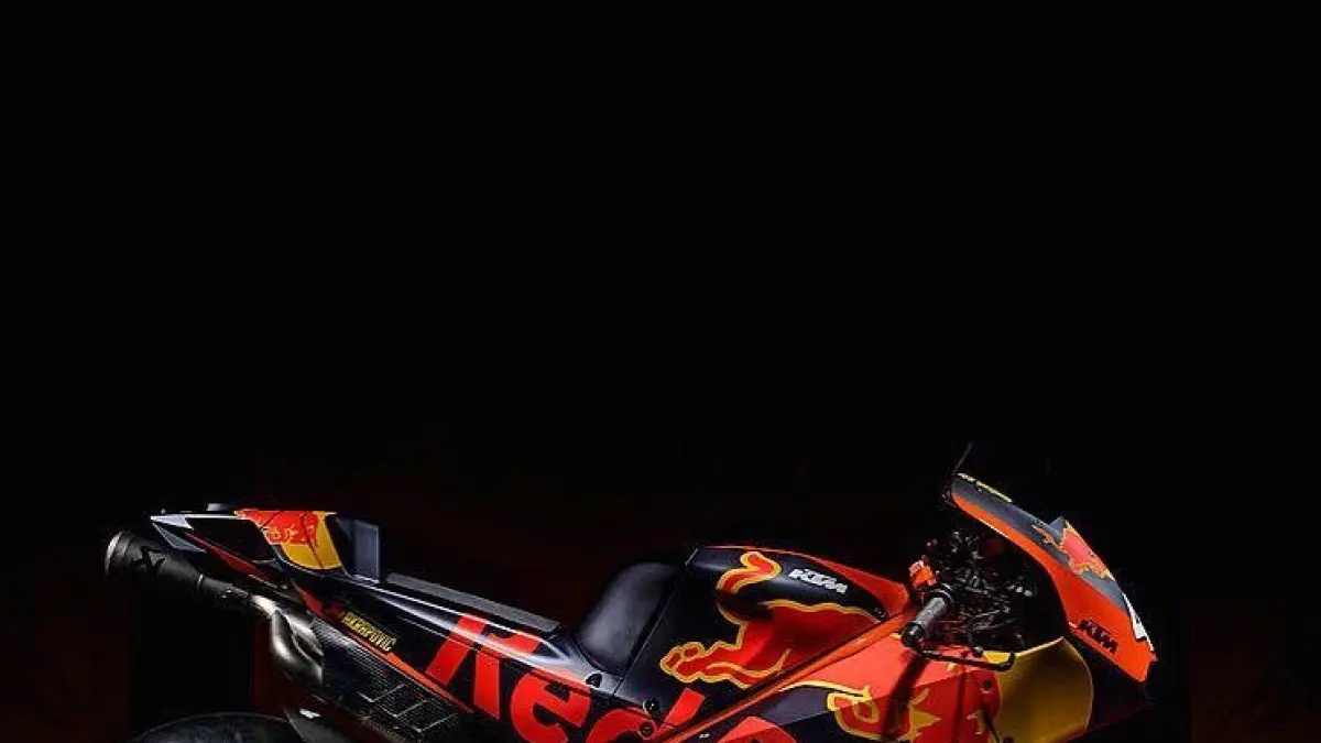 Red Bull KTM Factory Racing fokus mengembangkan RC16 dan menyusun strategi baru demi meningkatkan performa di MotoGP 2026.