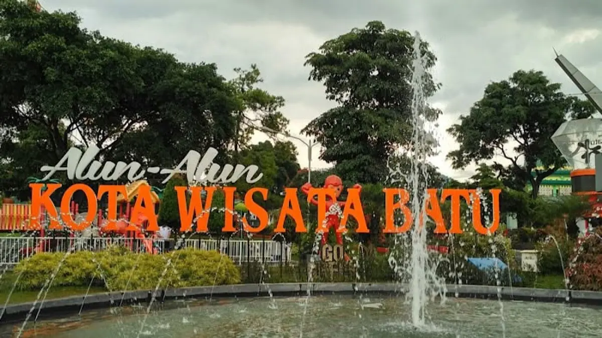 Wisata Kota Batu 2026 makin viral. Simak 11 destinasi terbaru, dari Batu Ekonomis Park, Mikutopia hingga Dufan Durian yang lagi hits.(pinterest)