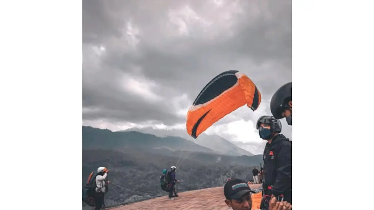 Wisata Kota Batu terbaru 2026 semakin lengkap. Simak rekomendasi destinasi hits mulai Batu Ekonomis Park hingga Kenhill Cafe.(pinterest)