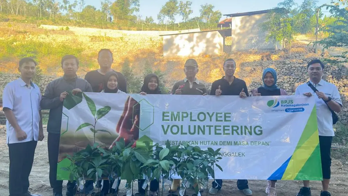 Kegiatan Employee Volunteering BPJS Ketenagakerjaan Trenggalek yang dilaksanakan di Desa Tegaren, Kecamatan Tugu, Kabupaten Trenggalek, Senin (29/6/2026).&nbsp;(DOK. BPJS KETENAGAKERJAAN TRENGGALEK)