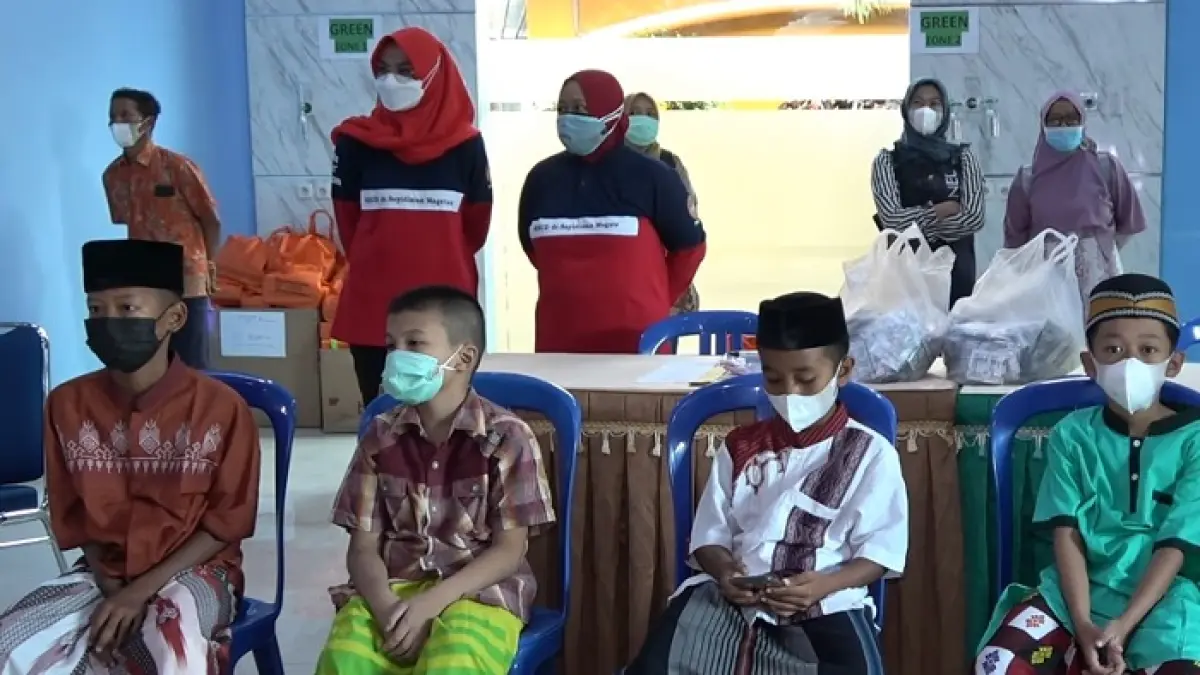 Simak panduan memilih hari baik khitanan 2026 yang bijak. Padukan tradisi dengan kesiapan medis agar proses pemulihan si kecil berjalan lancar. (SC YOUTUBE)