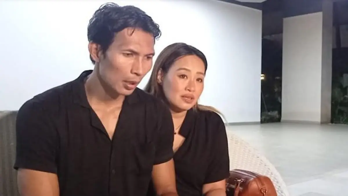 Resepsi pernikahan Pingkan Mambo viral usai tamu diminta membawa angpau dan disebut membeli makanan sendiri. Ini faktanya.(Gemini AI)