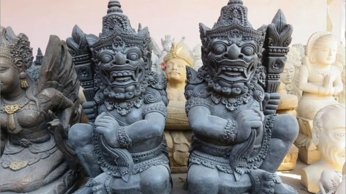 Pendiri Reco Pentung, Sumiran Karsodiwiryo, membangun pabrik rokok legendaris dari nol hingga berjaya di Jawa Timur. Begini kisah perjuangannya.