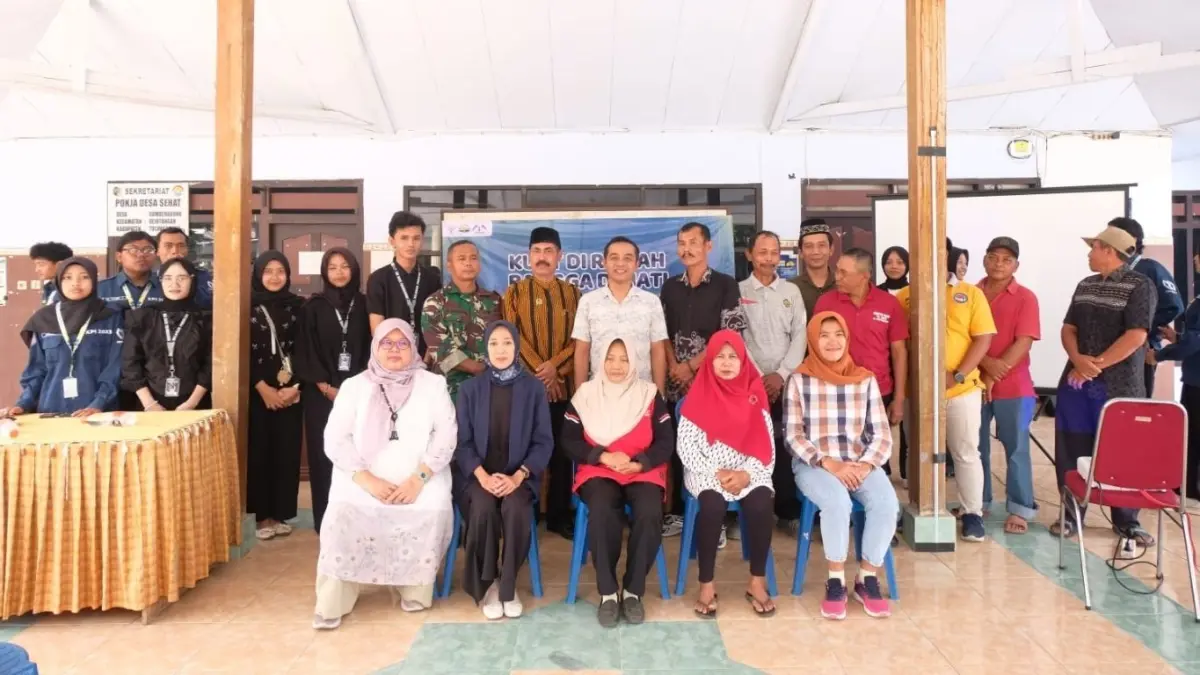 Komunitas Sinar Cerita saat mengadakan konseling psikologi gratis bagi masyarakat umum dan keluarga migran.(KOMUNITAS SINAR CERITA UNTUK RADAR TULUNGAGUNG)