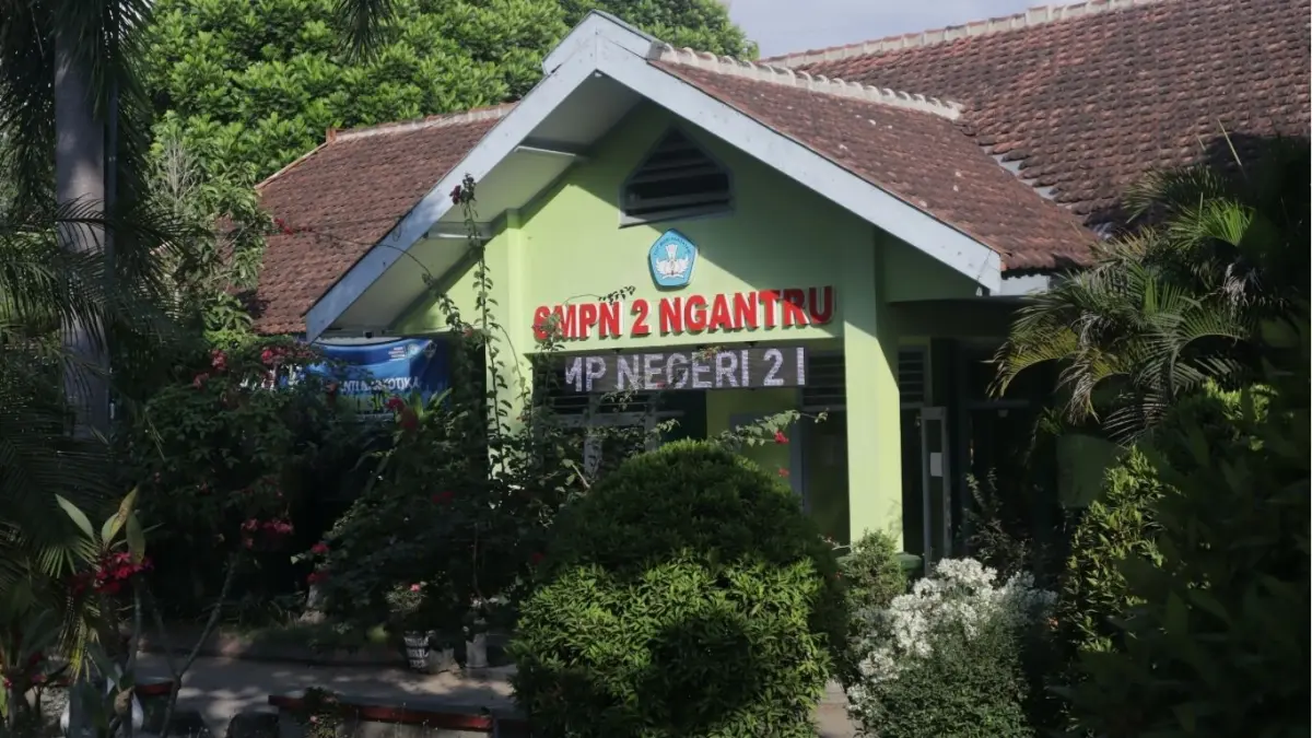 SPMB gelombang kedua mulai berdampak, puluhan SMP negeri di Tulungagung mulai tambah pendaftar pada hari kedua seleksi, salah satunya SMPN 2 Ngantru.(DOK. RATU)